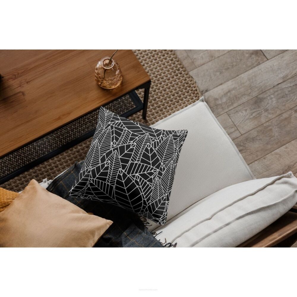 Laurel Home Decorative Pillow Bertoni 40 x 40 cm.